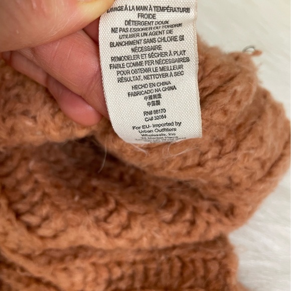 Free People Fluffy Fox Chunky Knit mock neck Sweater - Picture 10 of 12